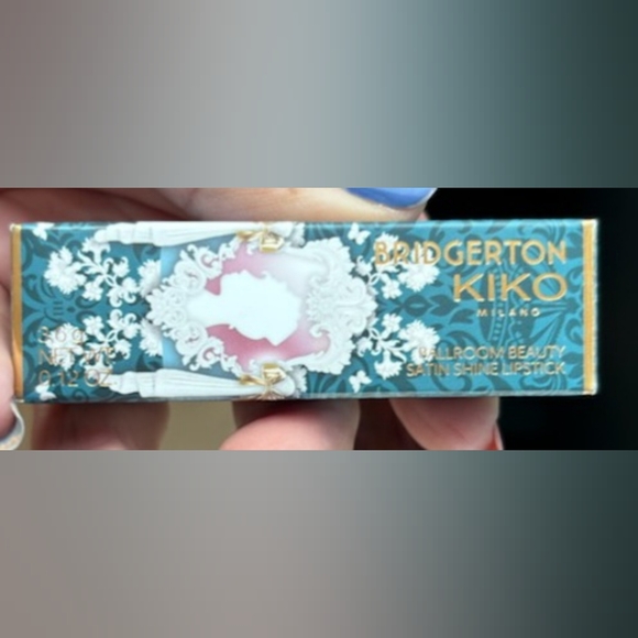 Kiko Milano Bridgerton Ballroom Beauty Satin Shine Lipstick JUICY APRICOT. BNIB - Picture 5 of 5